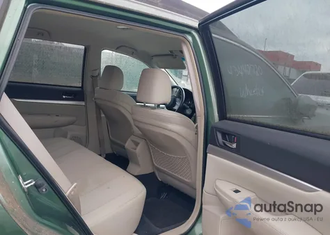 2011 Subaru Outback 2.5I Premium z USA, uszkodzony, nr VIN 4S4BRCCC2B3362530